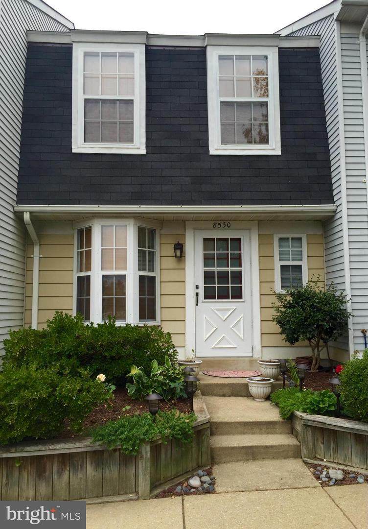 8530 Southlawn Court - Photo 1