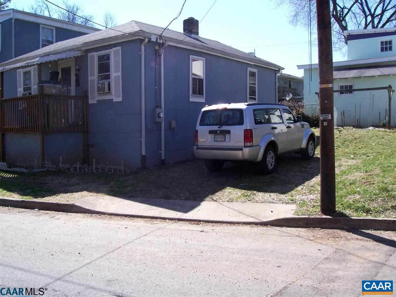 217 Rosser Ave Avenue - Photo 1
