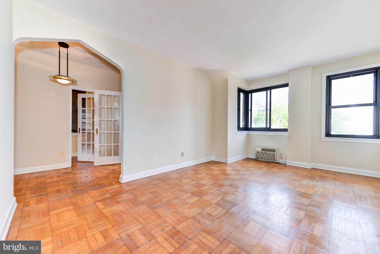 1010 25TH Street - Photo 1