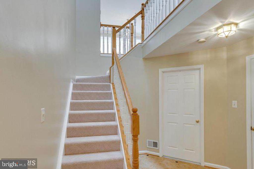 474 Overlook Drive - Photo 1