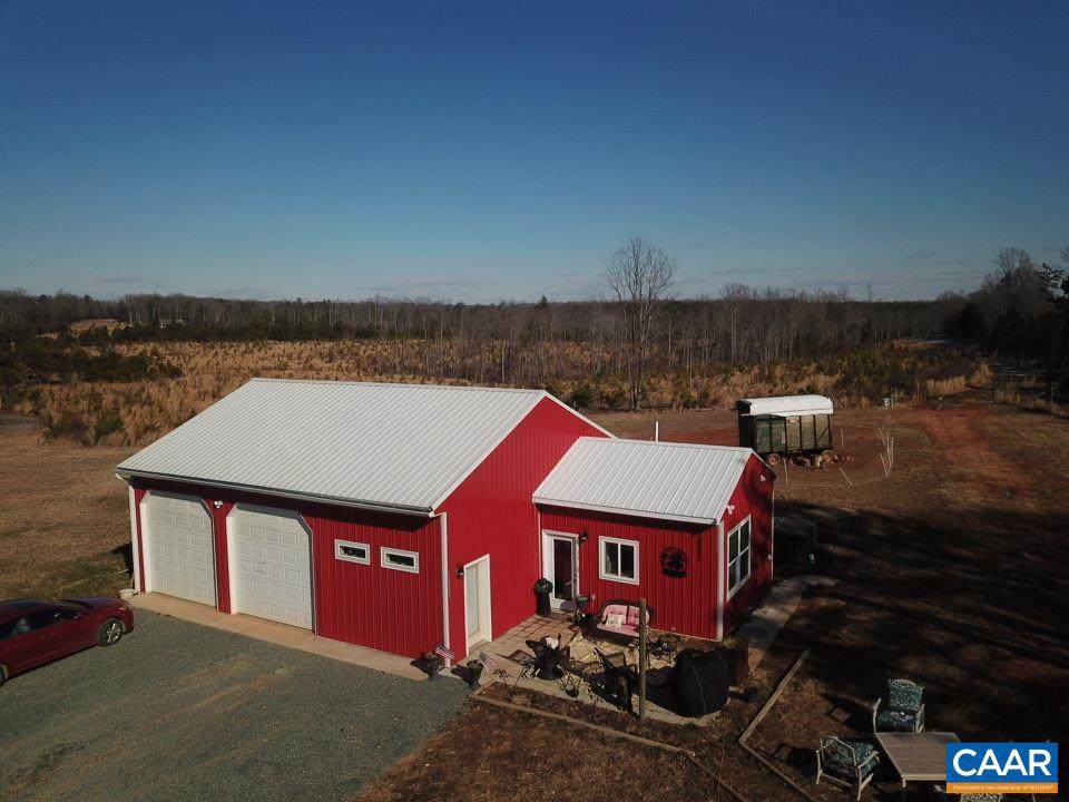 979 Nahor Manor Road - Photo 1