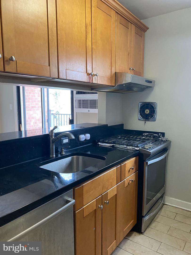 2848 Annandale Road - Photo 1