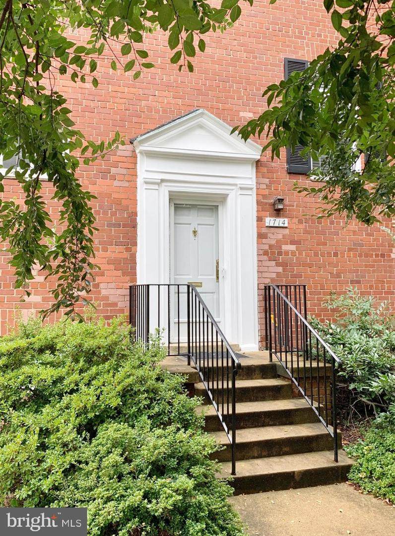 1714 Preston Road - Photo 1