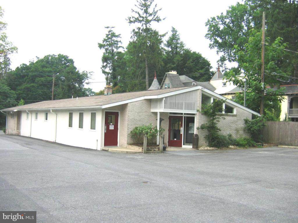 1059 Columbia Avenue - Photo 1