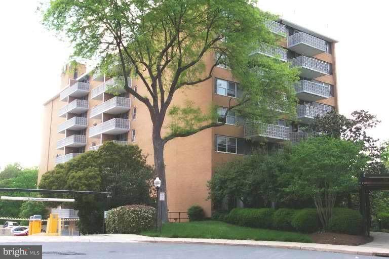 2030 Adams Street - Photo 1