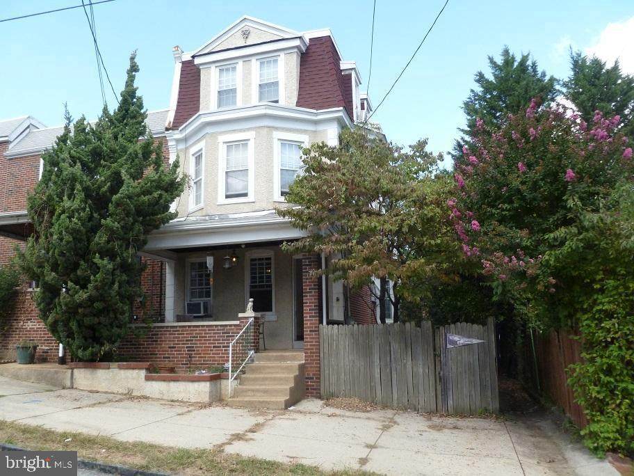 1401 Maple Street - Photo 1