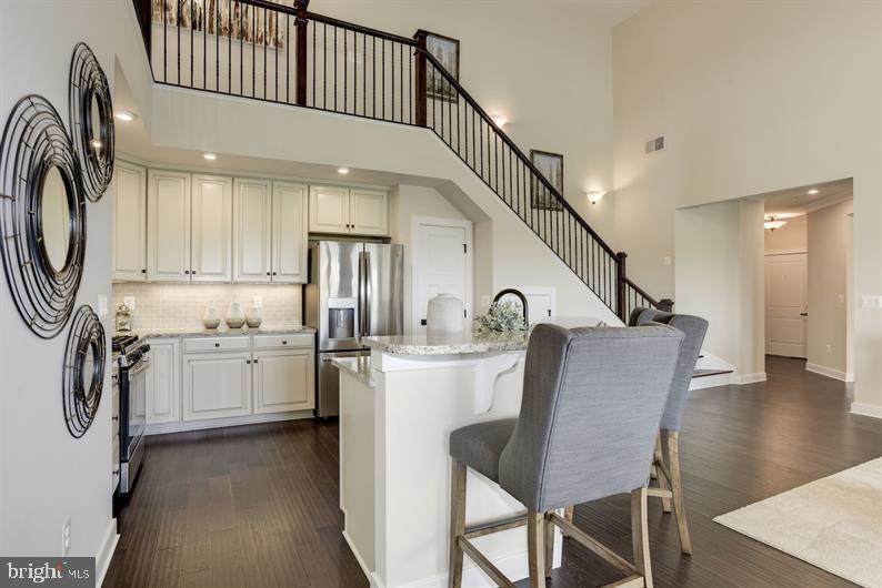 3421 Angelica Way - Photo 1