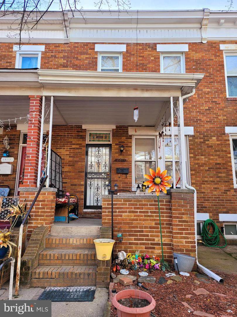 2811 Mayfield Avenue - Photo 1