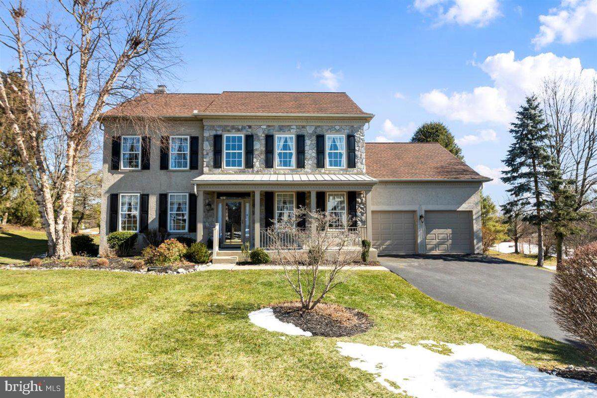 627 Chatsworth Drive - Photo 1