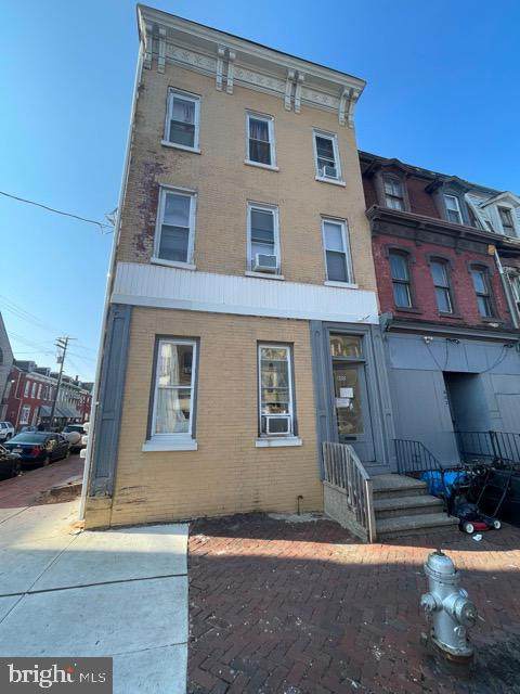 600 9TH Street - Photo 1