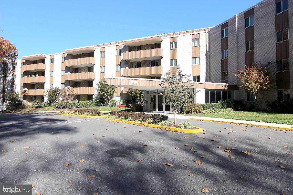 7505 Democracy Boulevard - Photo 1