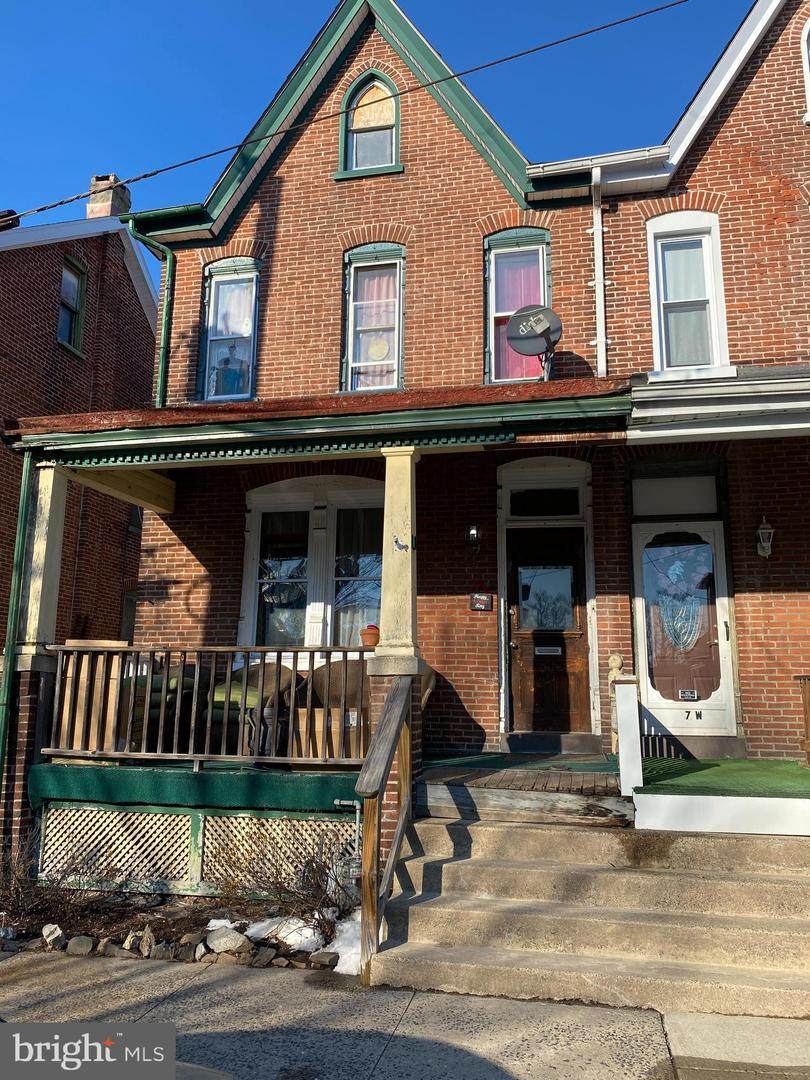 9 2ND Street - Photo 1