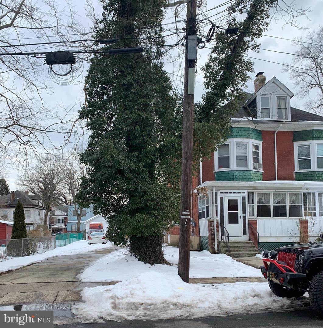 310 Hillcrest Avenue - Photo 1