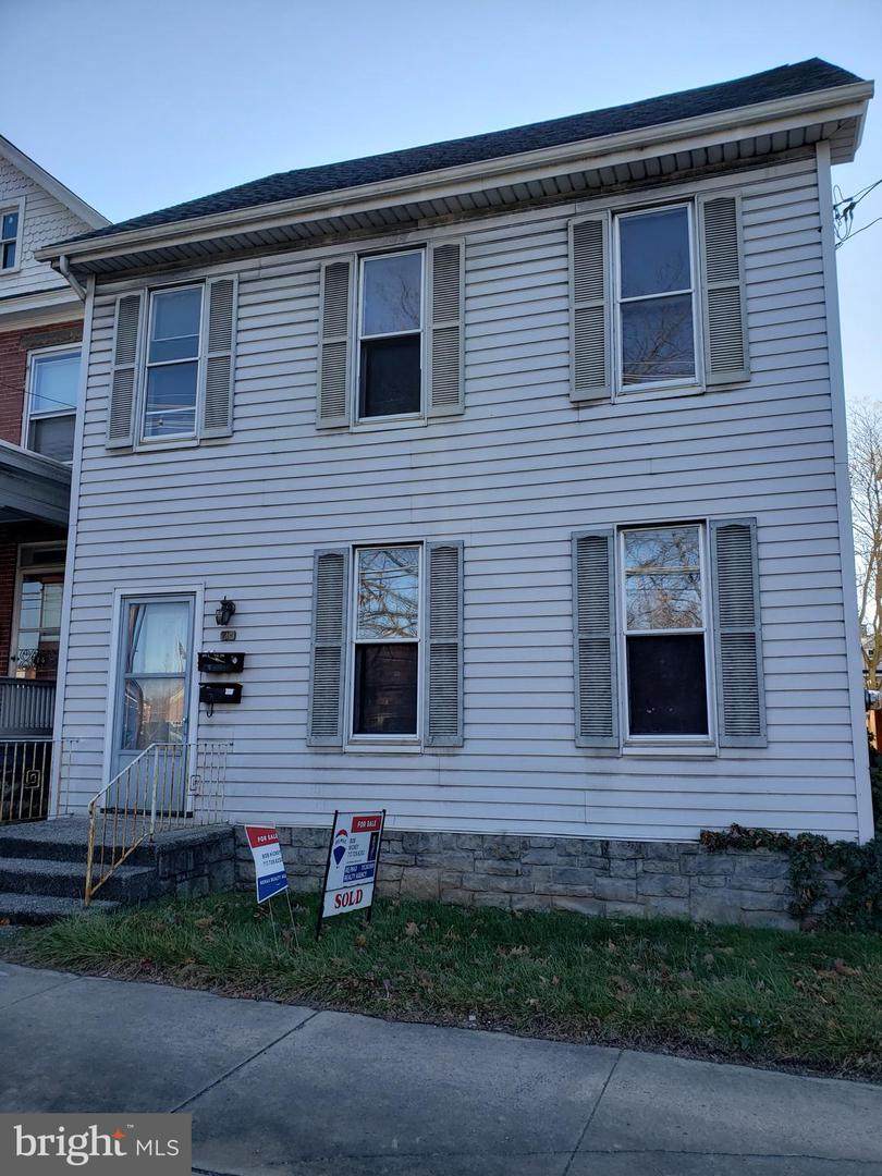 714 Lincoln Way East - Photo 1