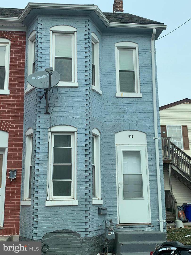 616 George Street - Photo 1