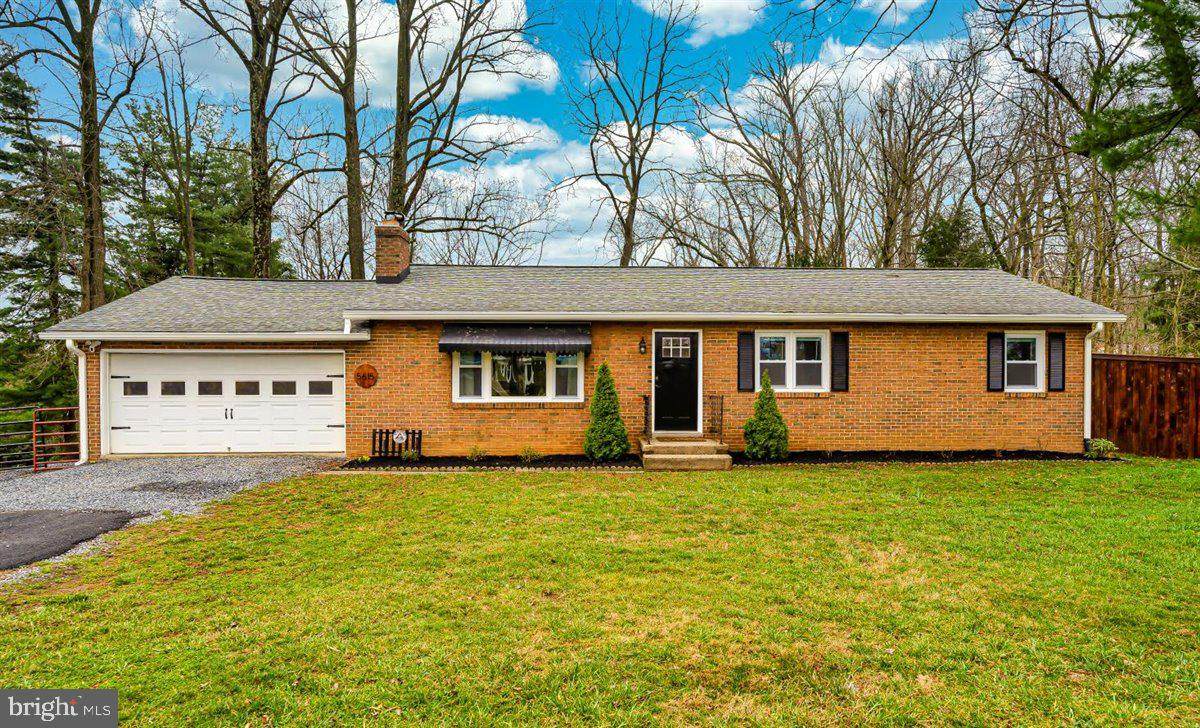 5615 Jefferson Boulevard - Photo 1