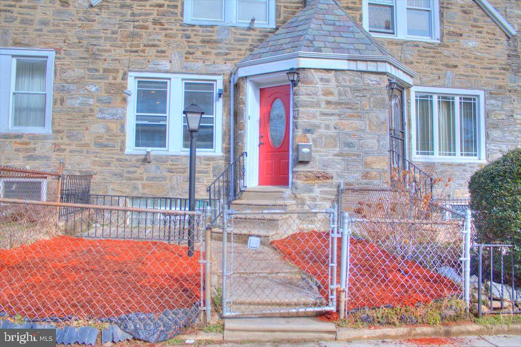 2219 Melvin Street - Photo 1