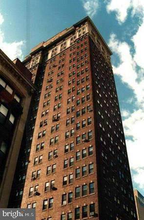 206 13TH Street - Photo 1