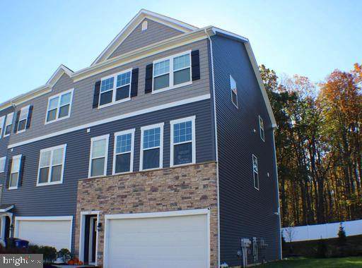 318 Dawson Place - Photo 1