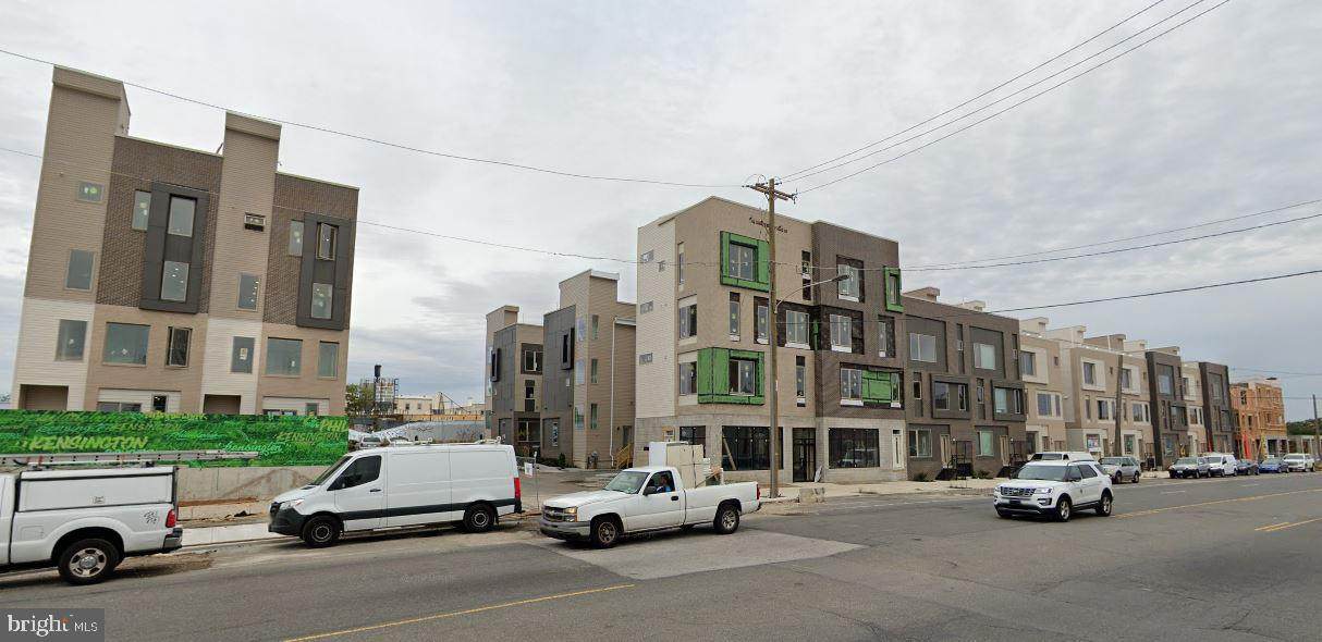 2052 Auburn Street - Photo 1