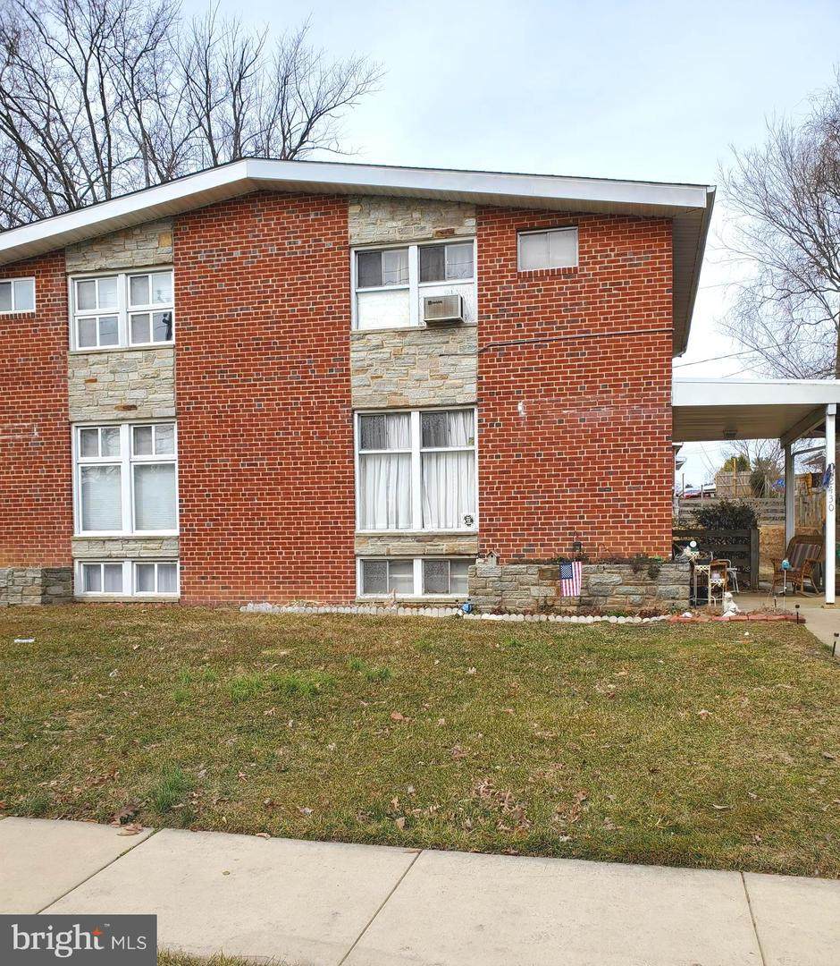 2430 Smith Avenue - Photo 1