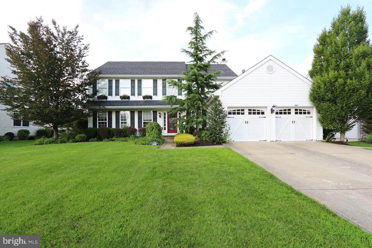 58 Lexington Circle - Photo 1