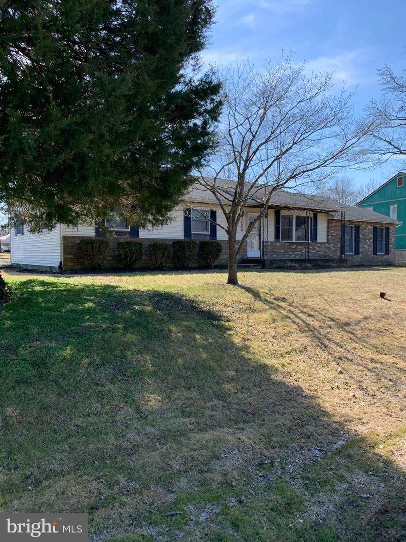 1423 Shore Drive - Photo 1