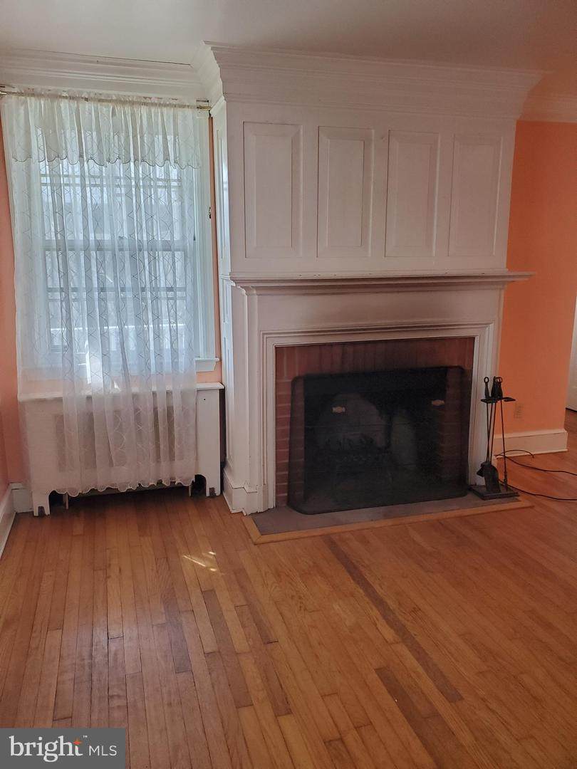 2446 Pickwick Road - Photo 1