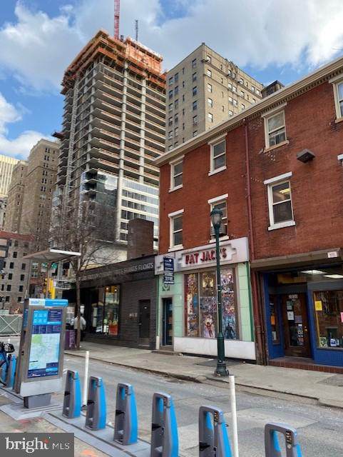 2004 Sansom Street - Photo 1