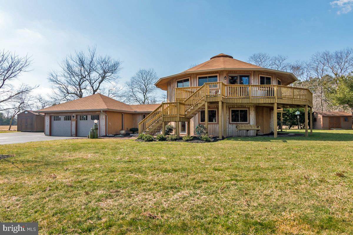 7 Schaeffer Lane - Photo 1