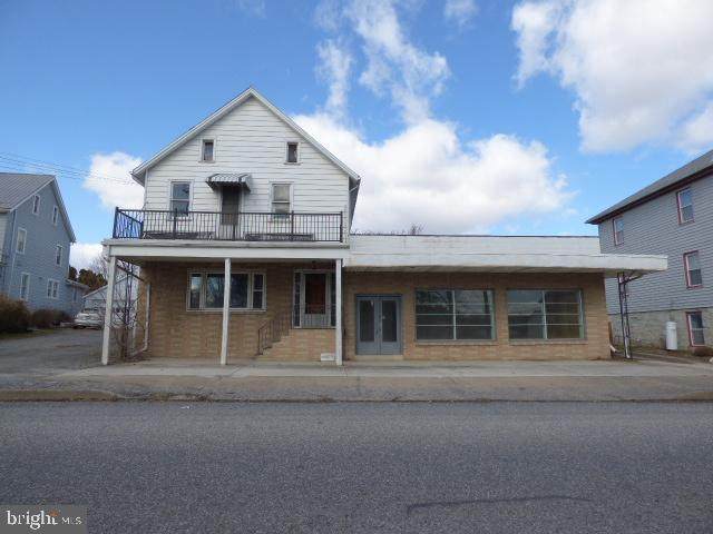 5559 Buchanan - Photo 1
