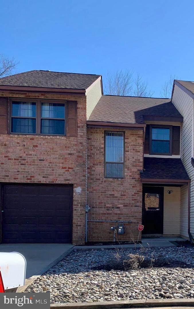 55 Lafayette Lane - Photo 1