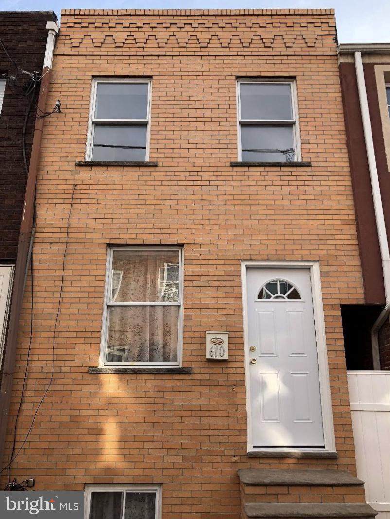 610 Sears Street - Photo 1