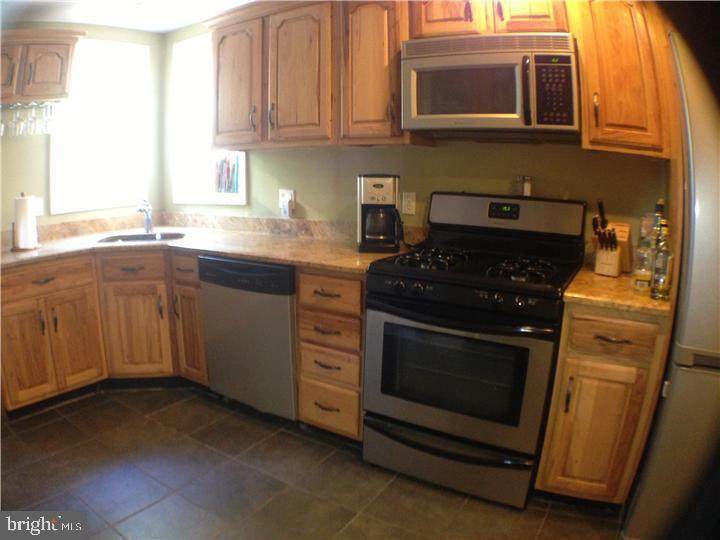 2424 Memphis Street - Photo 1