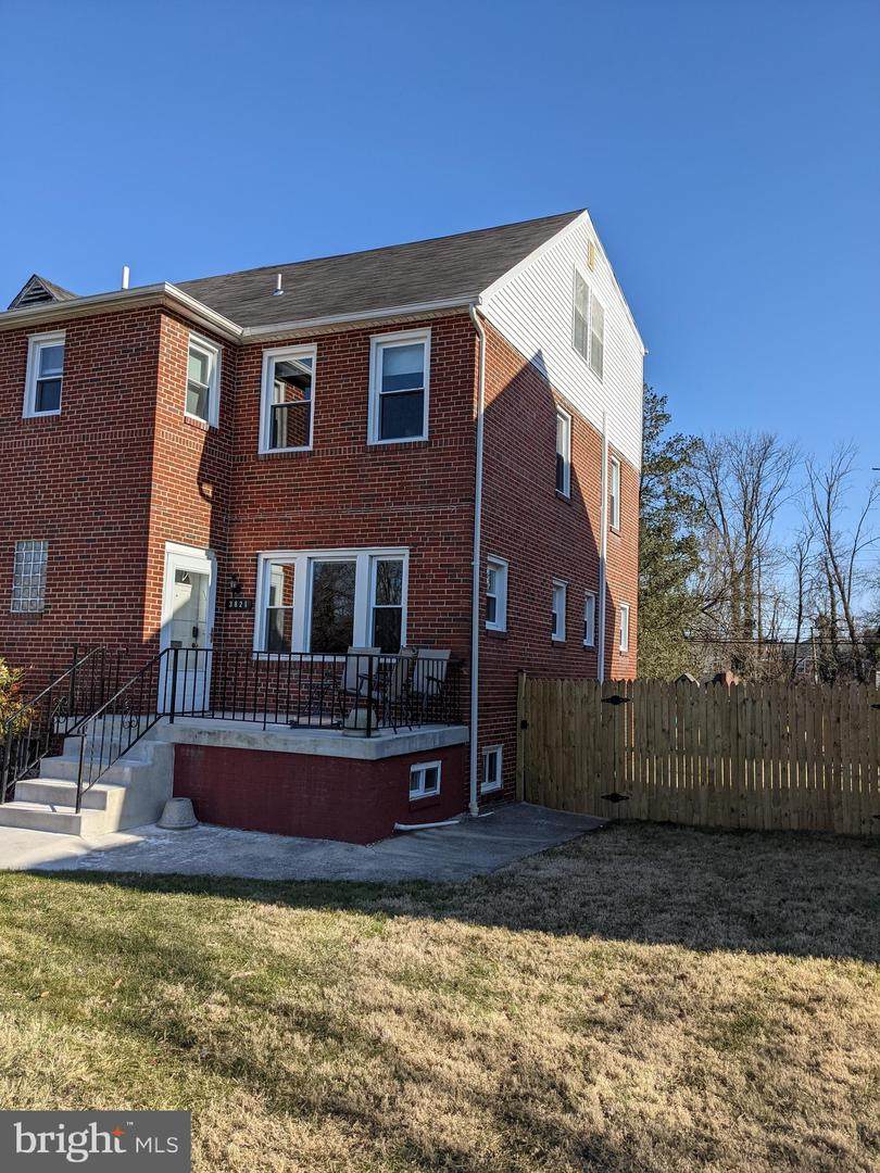 3821 Labyrinth Road - Photo 1