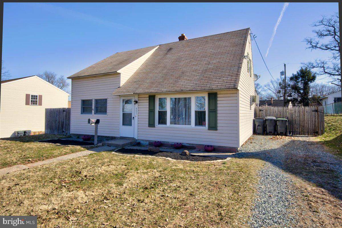 405 Starr Street - Photo 1