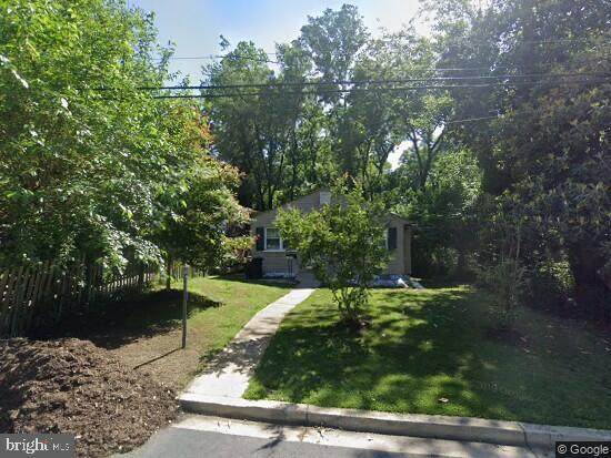 7502 Glenside Drive - Photo 1