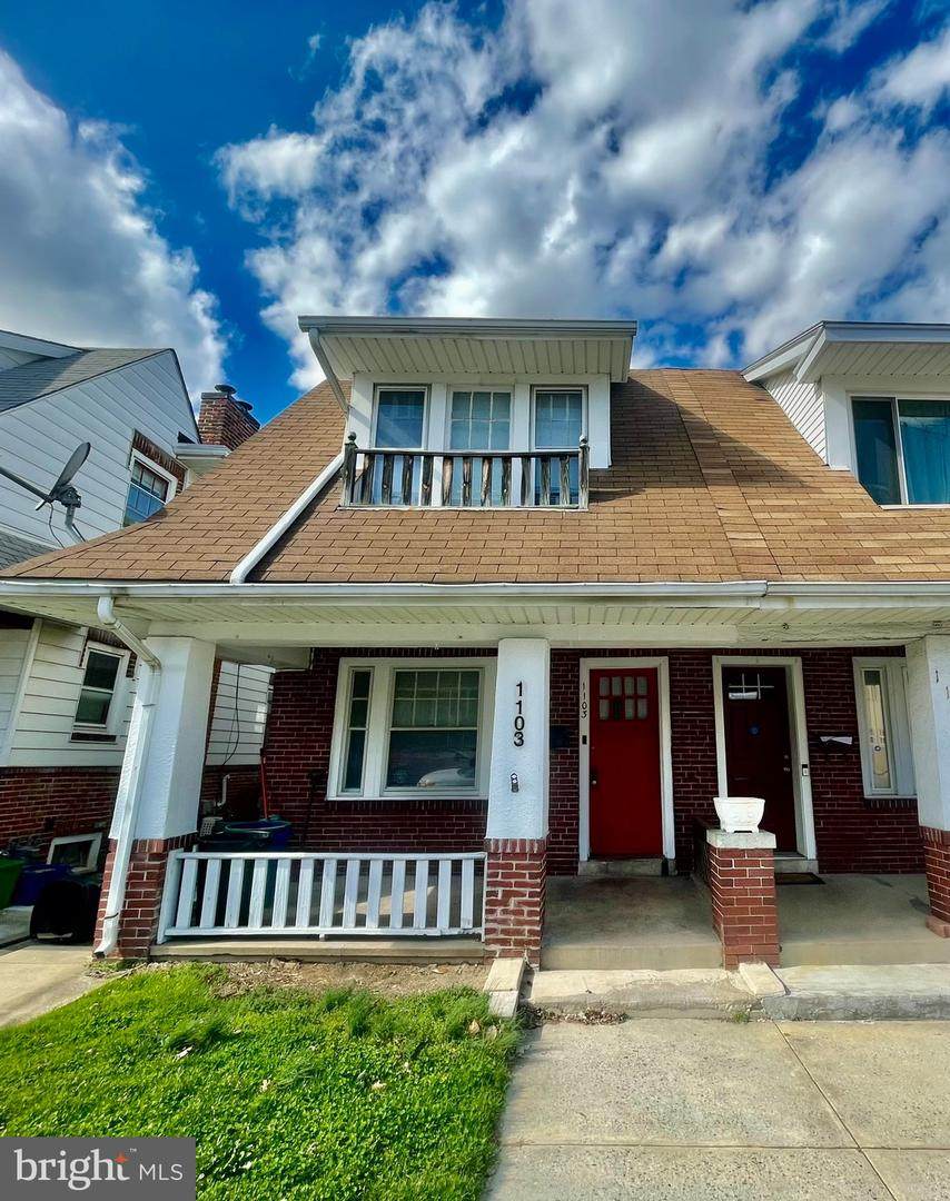 1103 Princess Street - Photo 1