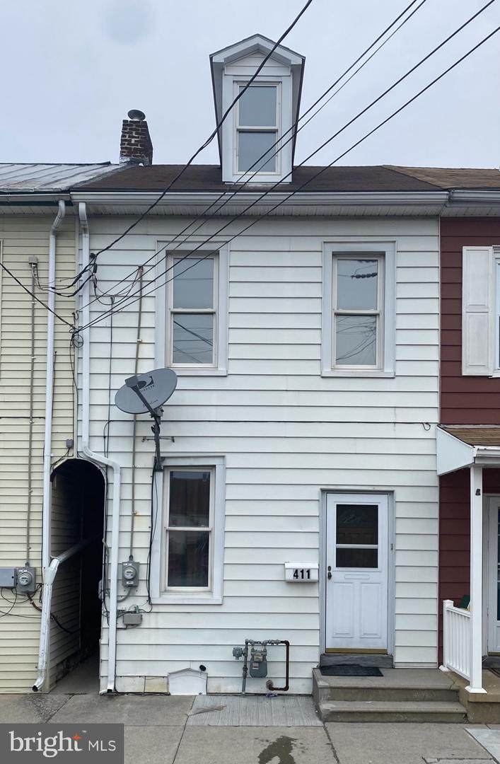 411 Guilford Street - Photo 1