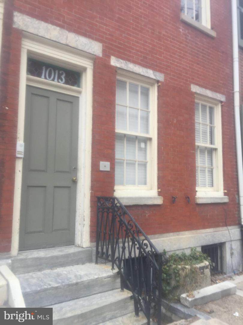 1013 Pine Street - Photo 1