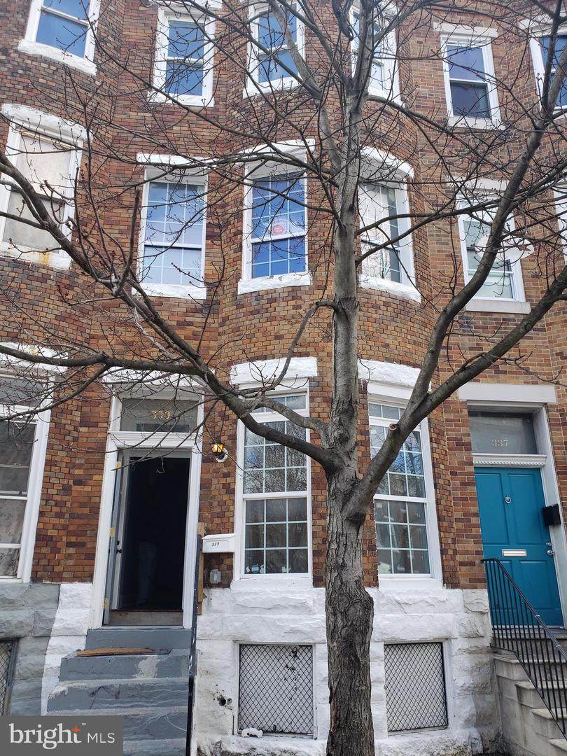 339 22ND Street - Photo 1