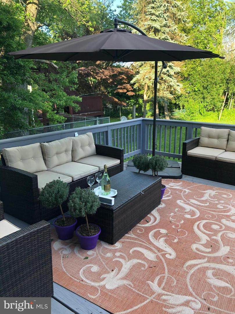 6307 Eunice Avenue - Photo 1