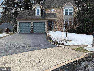 182 Rowley Court - Photo 1