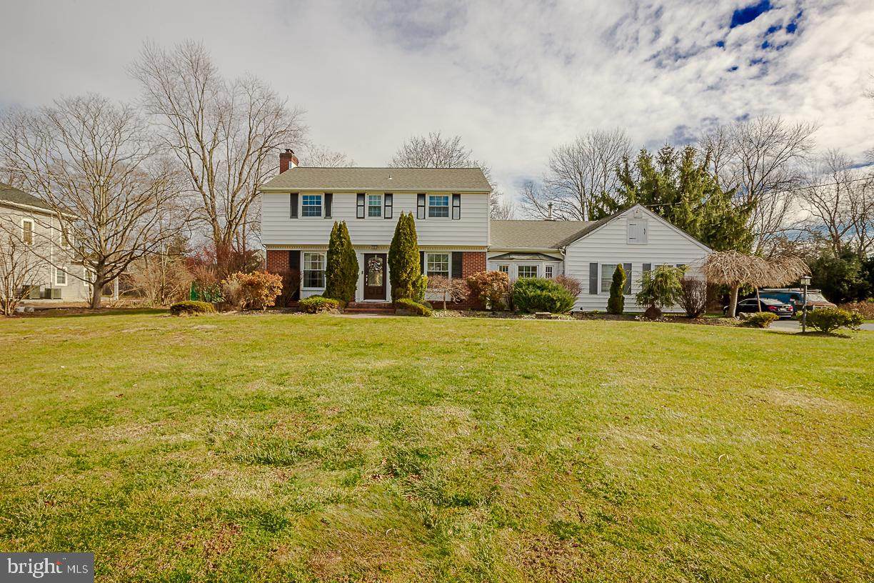 346 Rahway Road - Photo 1