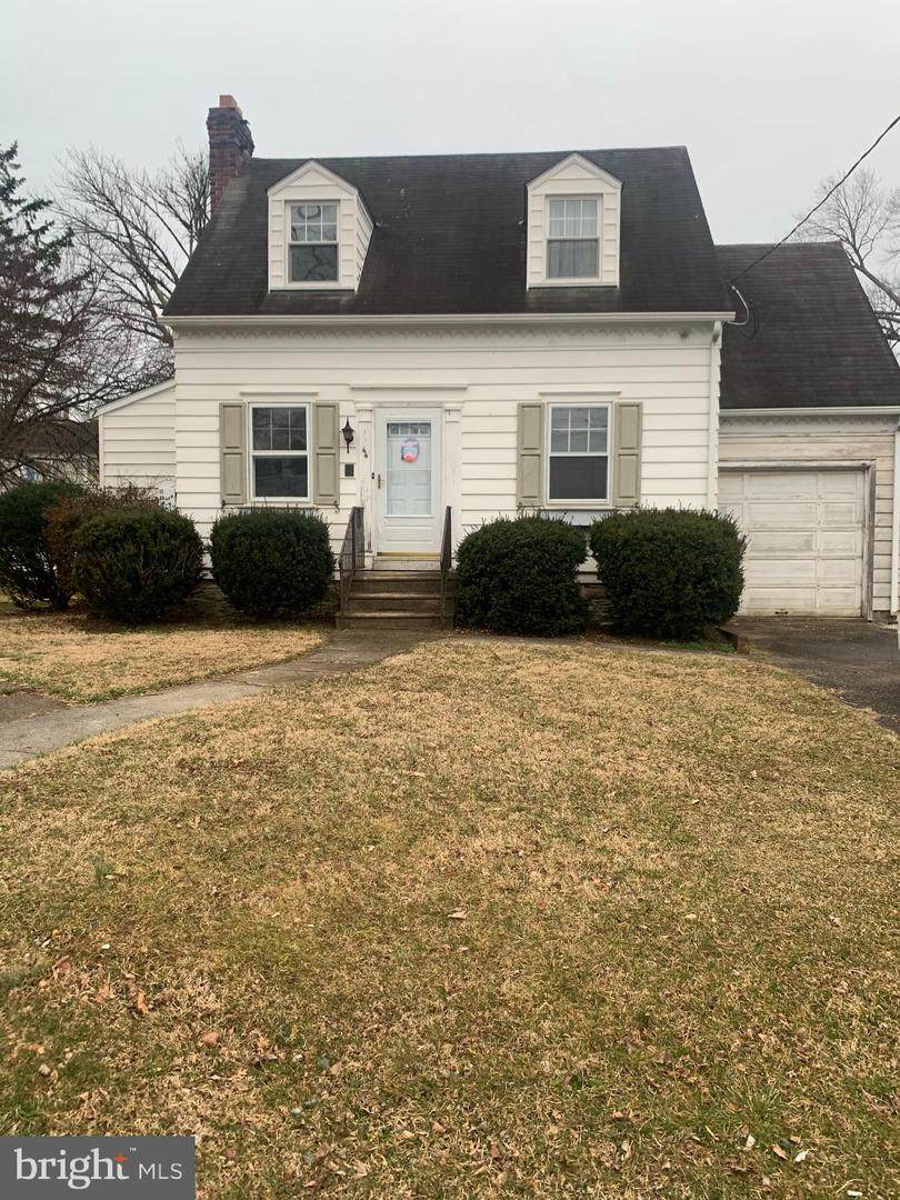 44 Waverly Avenue - Photo 1