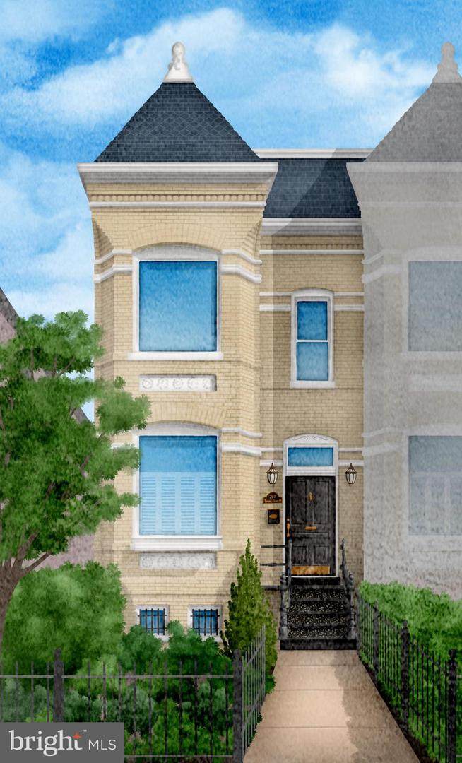 707 12TH Street - Photo 1