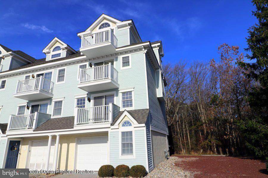 331 Lacey Road - Photo 1