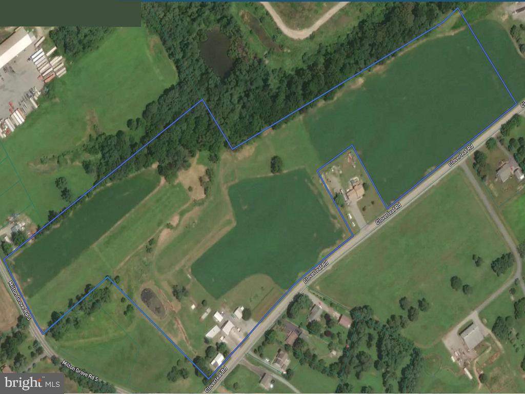 2233 Cloverleaf Road - Photo 1