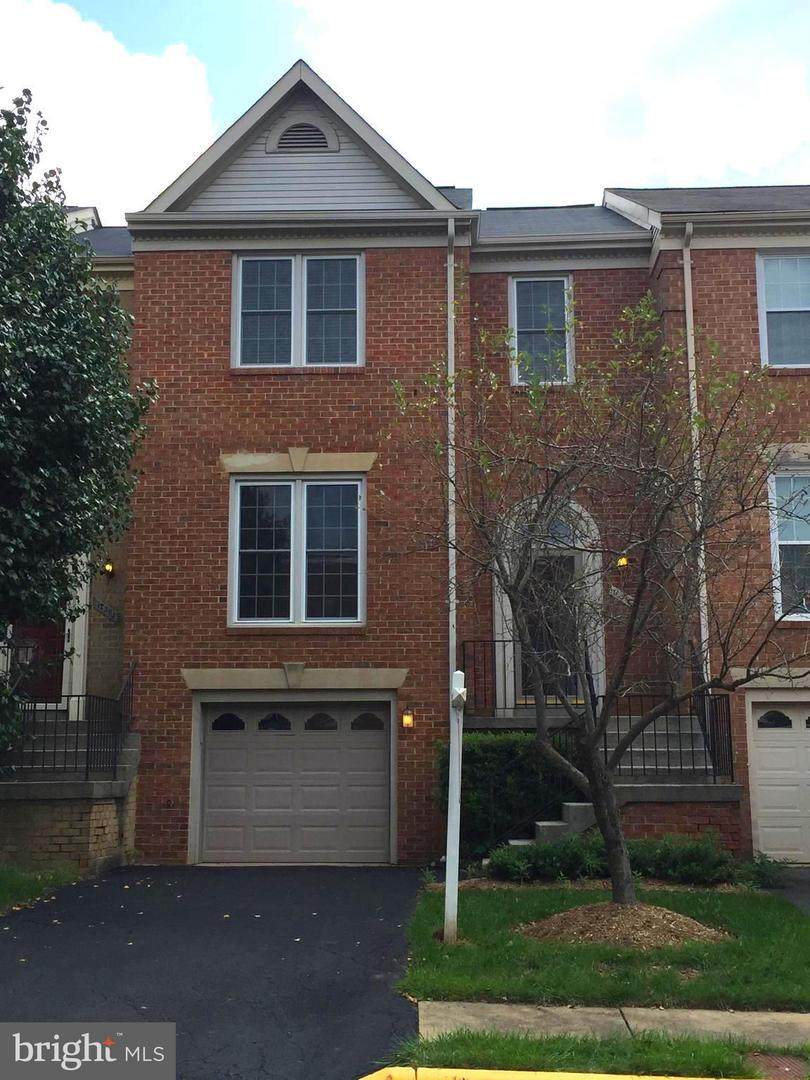 12305 Fox Lake Court - Photo 1