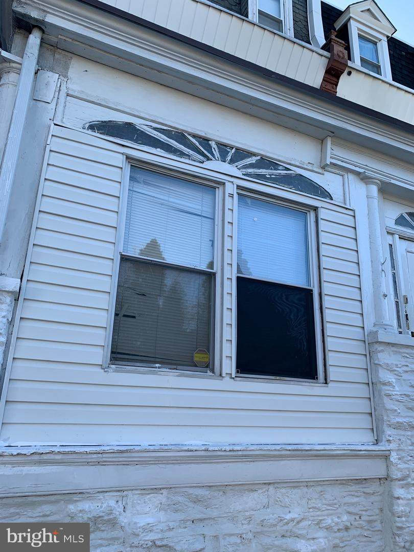 5321 Howard Street - Photo 1